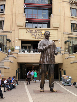 Nelson Mandela statue Nelson Mandela Square, Sandton Mall., Johannesburg, South Africa 2013